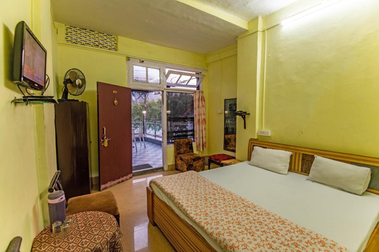 India Hotel - Lake View - Mall Road ไนนิตาล ภายนอก รูปภาพ