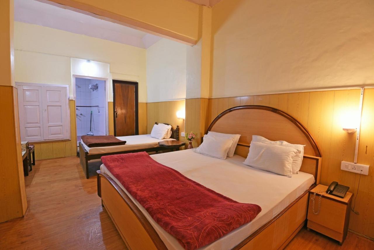 India Hotel - Lake View - Mall Road ไนนิตาล ภายนอก รูปภาพ