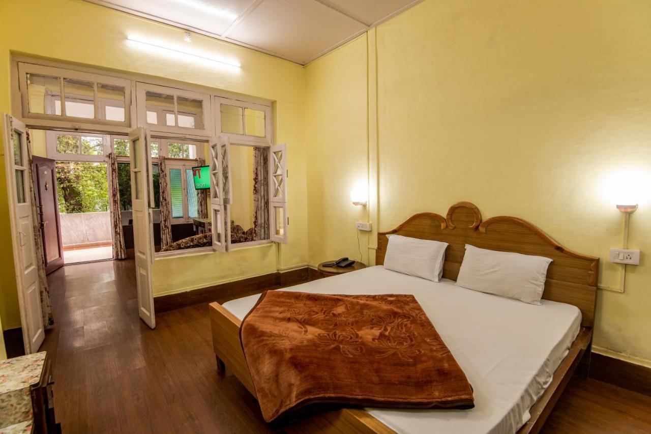 India Hotel - Lake View - Mall Road ไนนิตาล ภายนอก รูปภาพ